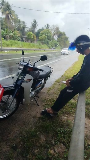 #2stroke #bikersoftiktok #yamaha #tzm150 #xyzbca #fypシ #ypvsmalaysia #fyp #foryoupage #tzm