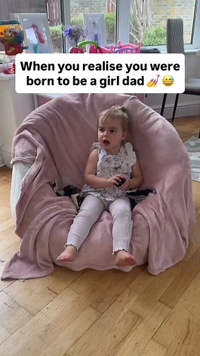 898K views · 72K reactions | I didn’t choose this life, it chose me 路‍♂️藍 #roleplay #pov #girldadlife #parentingbelike #funnytoddler #cute #playtime #daddysgirl #dadlife | Leighoutloud | Facebook