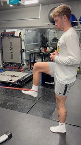 BANDED HAMSTRING SPEED CURLS 🦵🔥 🧪 Athlete stands tall with a band attached to the ankle. The resisted leg lifts off the ground and performs extremely fast hamstring curl extensions — building tissue tolerance and posterior-chain pop. 🧬 Elite hamstring elasticity, eccentric durability, tendon resiliency, and sprint-pattern carryover. 💬 Comment “BUILD” to take your training and performance to the next level! 🚀 👇 FREE GAME 🤝🫡 INDIVIDUAL / GROUP / TEAM PROGRAMS IN-PERSON OR BODY BY G24 APP 