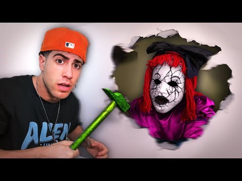 48K views · 1.8K reactions | ENCONTRAMOS EL CUARTO SECRETO DE LA MUÑECA MALDITA !! - Alejo Igoa | Alejo Igoa Vlogs | Facebook
