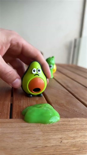 #pukingpickle #pukingavocado #fidgettoys #slime