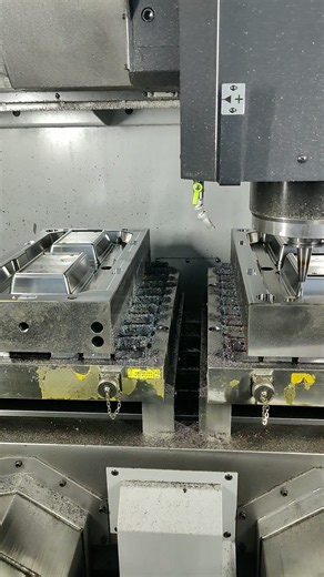 CNC Machining a Custom Rectangular Injection Mold #Shorts