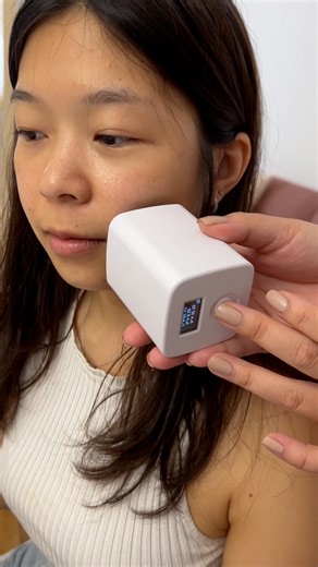 18K views · 26 reactions | BuzzFeed producer Vicky (@miss_qi_vous) discovers what colors suit her skin tone best at @seklabnyc, a personal color analysis service in NYC. | BuzzFeed | Facebook