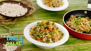 Barley Khichdi Recipe (Jau Khichdi)