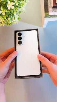 Don’t Buy the Galaxy S26 Plus Before Watching This