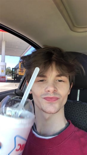 Sonic Drive-In M&M Blast Review