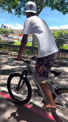 Os vídeos de mdx_maxxi (@mdx_maxxi) com som original - AlexBaga956