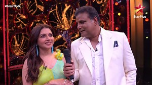 Ek cheez jo hum poori shiddat se karte hain, wo hai #SmartJodi dekhna! Aap bhi zaroor dekhiyega. #SmartJodi, Ravivaar raat 8 baje, StarPlus aur kabhi bhi Disney Hotstar par. Bhagyashree #HimalayDassani #GauravTaneja Ritu Rathee Taneja BallRaaj Deepti Tuli Aankita Lokhaande #VickyJain Neil Bhatt #AishwaryaSharma Mona Lisa Vikrant Singh Rajpoot | StarPlus