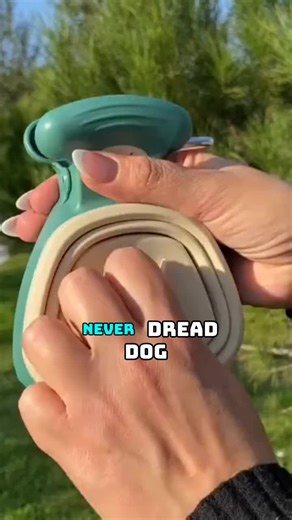 Effortless clean-ups on-the-go! #FoldableScooper #PetCleanup #DogWalks #EcoFriendly #DogGear #PetConvenience #DogLife #TravelWithPets #PetsAreFamily #PetProducts