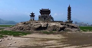 China's drought shrinks Poyang, its largest freshwater lake