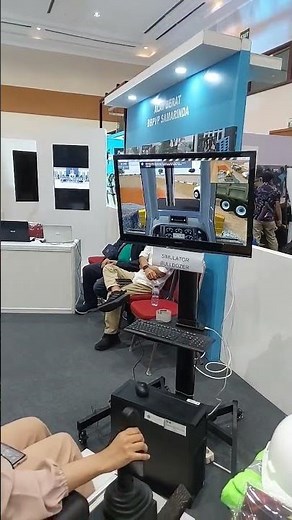 Operator dozer : Simulator pengoperasian Dozer #alatberat #dozer #operator