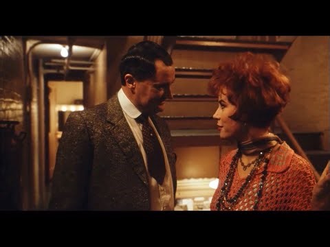 Warner Propositions Olive | Bullets Over Broadway (1994)