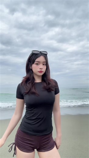 linzi (@linziiilim)’s videos with Big Guy - from