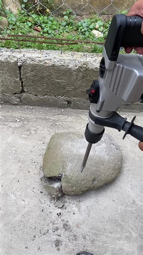 DeWalt Professional Chipping Gun Jack Hammer Drill #jackhammer #hammerdrill #chippinggun