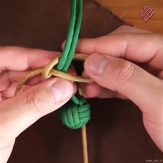 5.8K views · 134 reactions | Making a Baby Yoda Paracord Keychain | The Weavers of Eternity Paracord | Facebook