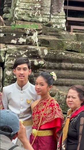Bayon Temple: Cambodia's Most Famous Ancient Heritage 🏛️🇰🇭 | The Temple of Smiling Faces