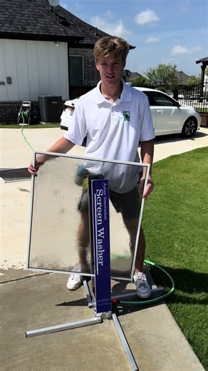 Innovative Screen Cleaning Technology for Windows