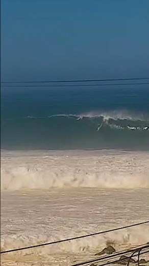 BRUTAL WIPEOUT (Mark Healey + Ian Walsh) at 2024 Eddie Aikau competition