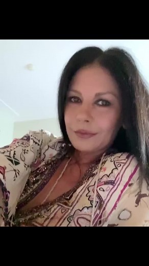 Exploring Catherine Zeta-Jones' Captivating Gaze