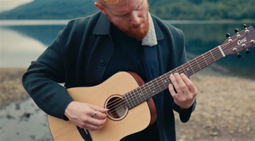 Cort Earth Go: A Smart Acoustic Guitar for Buskers and Live Loopers - gearnews.com