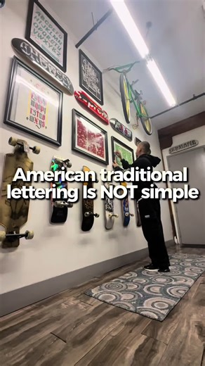 People think American traditional lettering is simple… it’s not. Knuckle tattoos are technical. Every finger is a different size, but the letters still have to stay consistent. When you’ve got repeated letters, line weight, spacing, and proportions have to match perfectly — there’s nowhere to hide mistakes. Classic doesn’t mean easy. I appreciate you guys. Thanks for watching. 📩 Booking: alfonsogarcia17@gmail.com 📱 Text: 424-243-6661 #tattoo #freehandtattoo #americantradtional #lettering #tatt