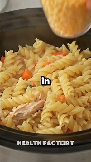 Creamy Slow Cooker Chicken Pot Pie Pasta🍝