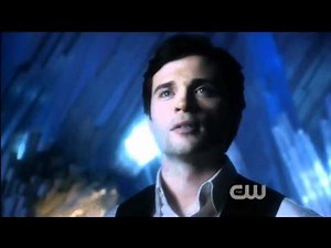 Smallville Finale - Clark Wears The Superman Suit