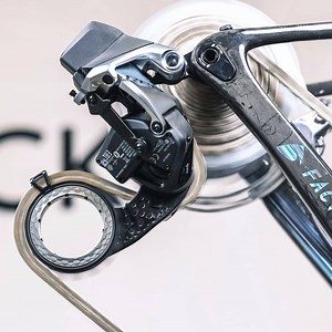 HOLLOWcage for SRAM eTap AXS is here. It will make your drivetrain finally silent. Check the video on our page to see the difference 👌 #HOLLOWcage #absoluteBLACK #OSPW | absoluteBLACK