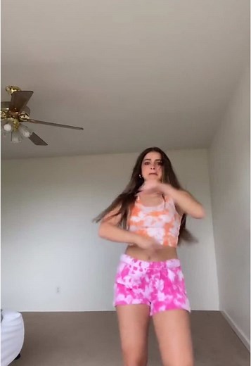 Addison Rae's Best Old TikTok Dance Recommendations