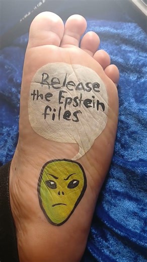 #aliens #epsteinfiles #news #trump #funny #feet #painting #drawing #video #short #lol #omg #wtf #art