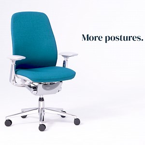 Experience total comfort from head to toe. One of the first chairs of its kind, Zody Upholstered fully supports two postures for a better day. | Haworth
