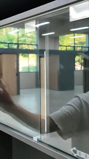 47K views · 346 reactions | Cánh kính lùa ray treo này có cả giảm chấn nha các bác. #Cuakinhlua #Canhkinhraytreo #Kinhluagiamchan #Shopnghemoc #Phukiennhaxinh | Module PK | Facebook