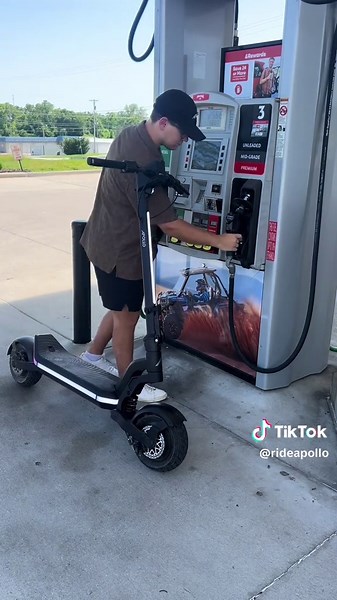 3 reasons why you NEED an Apollo E-Scooter🛴 Get yours now👉🏻 LINK IN BIO #apolloscooters #electricscooter #evs #hacks