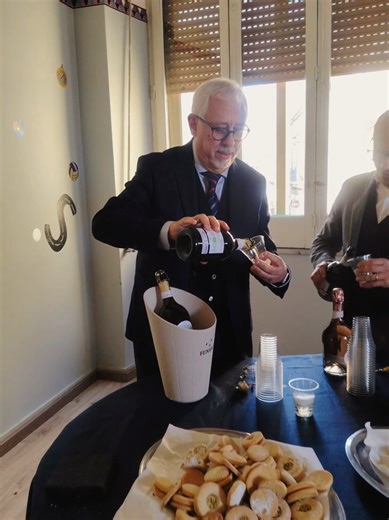 Inaugurazione nuova sede di Acireale con i laboratori di estetica, acconciatura e informatica. Dopo la scuola media siamo un'opportunità anche ad Acireale #scegliarchè #inaugurazione #Acireale