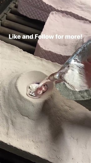 1600 degrees silver melting all day l #tech #automobile #ytshorts #silvermelting