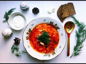Bortsch ukrainien végétarien - Une soupe au choux, betteraves et haricots