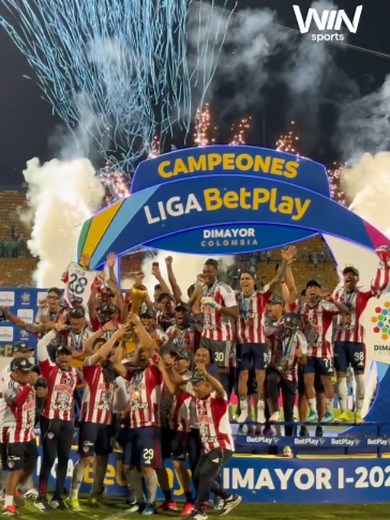 ¡LA ESTRELLA 12 DE JUNIOR SE ILUMINÓ EN EL ATANASIO GIRARDOT ANTE NACIONAL! Así levantó el trofeo el bicampeón de Colombia. #JuniorBicampeón 🔴⚪🌟