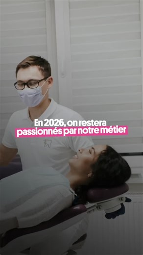 Formation & Santé • Agora Dentaire • CFAAD on Instagram: "Toute la famille Formation et Santé, CFAAD, Agora, AADID et Adentys vous souhaite une très belle année 2026 🥳 Une nouvelle année pour former, accompagner, valoriser et faire évoluer ensemble le beau métier d’assistant(e) dentaire ! ✨ Bonne année 2026 à tous les professionnels du sourire 😁 #bonneannée #santé #dentaire #assistantedentaire #dentiste"