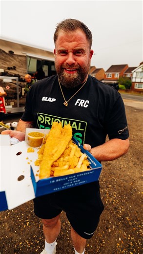 57K views · 2.3K reactions | “HOW IS THIS EVEN POSSIBLE” ❤️ We popped into @asaltnbattery with the legendary @profryltd! #foodreviewclub #foodcritic #foodreview | Food Review Club | Facebook