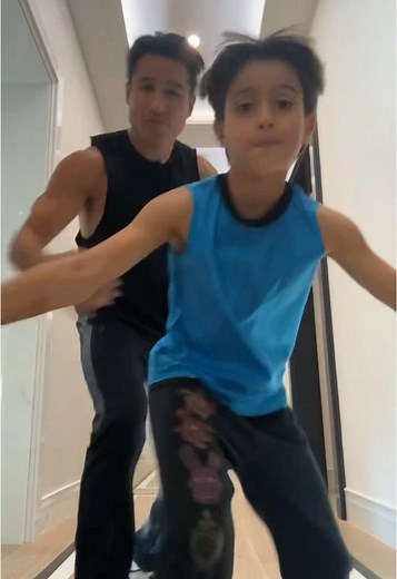 Mario Lopez Twin Brother Dance | #FridayMood #LopezBoys