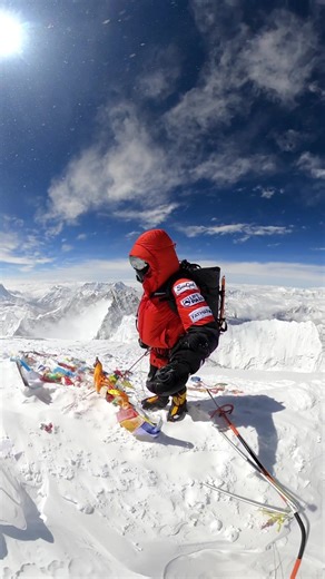 Happens every time 🤷‍♂️ Captured on #GoProMAX atop Mt. Everest by Jon Gupta. #gopro #everest #target #mountianeers #hiking #summit