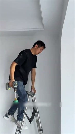 Electricians Love This Hole Cutter