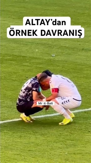 Turkey: Altay players console Afyonspor players relegated to the amateur league