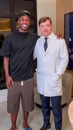 VINICIUS HAS A NEW FACE! #shorts #football #vinicius #realmadrid