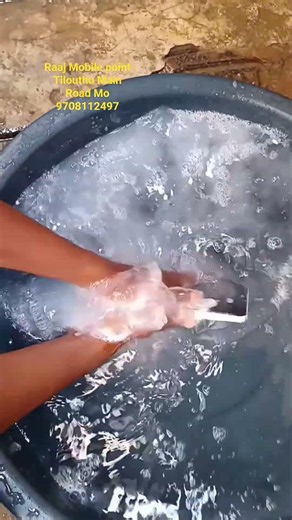 Nothing phone 3a water testwith MS Technology #nothing#nothingphone3a#watertest#smartphone