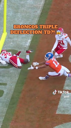 Incredible Broncos Triple Deflection Touchdown