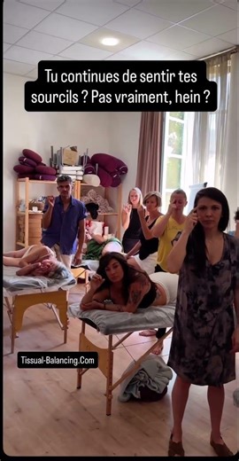 🧠 Si tu contractes ta main, tu n’écoutes plus ce que tu touches.