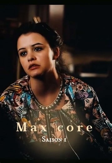 Max et ses aventures dans Ginny & Georgia