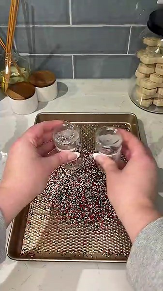 Viral Christmas mini chocolate chip cookies recipe 🍪🎄 #shorts #cookies #baking #dessert #recipe