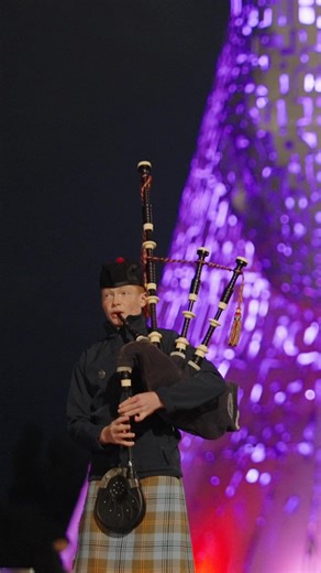 13K views · 212 reactions | Picture this: The Kelpies lit up. You in your tartan. A ceilidh in full swing.  Sound good? Get your tickets now for Ceilidh @ The Kelpies on Friday 28th November.  ️ Don’t miss it  https://pulse.ly/kbpm2czd3y Falkirk Council Scottish Canals Visit Falkirk Sculptor Andy Scott Whiskey Kiss #CeilidhAtTheKelpies #Ceilidh #VisitScotland #TheKelpies | Falkirk Leisure and Culture | Facebook